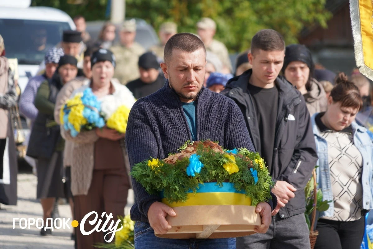 У Бубнівці попрощалися із захисником Олександром Ціцвірою
