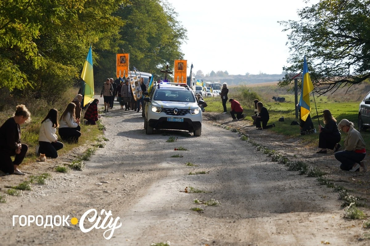 У Бубнівці попрощалися із захисником Олександром Ціцвірою