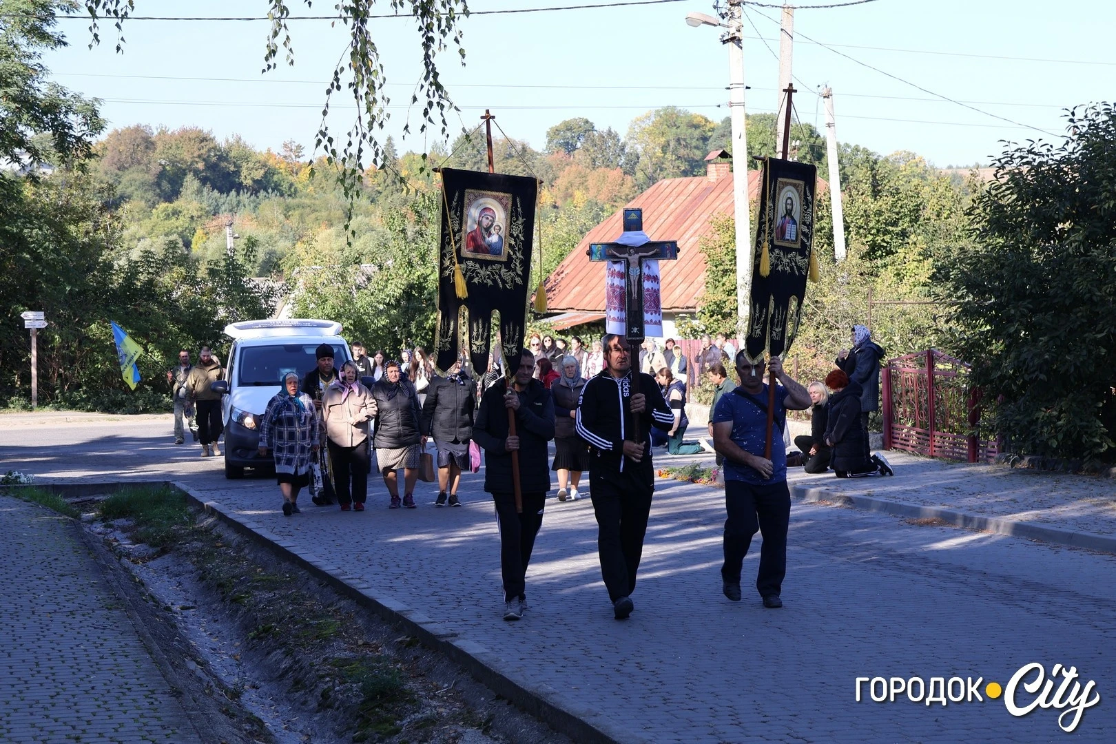 У Сатанові попрощалися із загиблим захисником Олегом Бодуновим