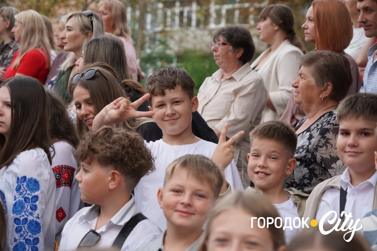 Свято знань. Як розпочався новий навчальний рік у Городоцькому ліцеї №4