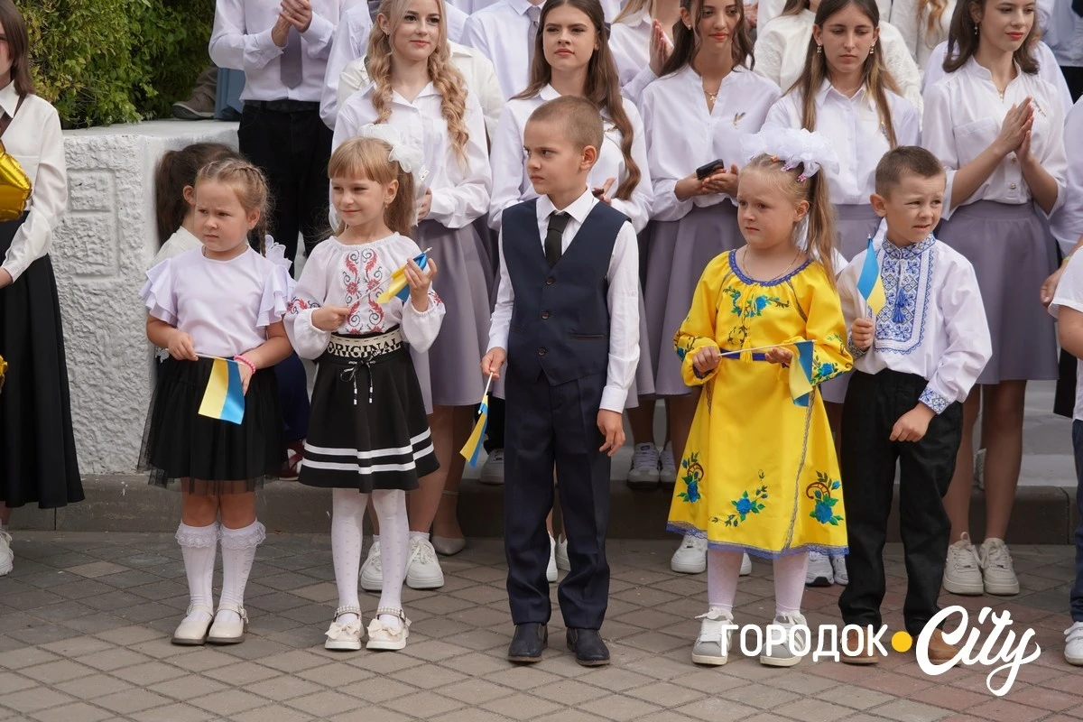 Свято знань. Як розпочався новий навчальний рік у Городоцькому ліцеї №4