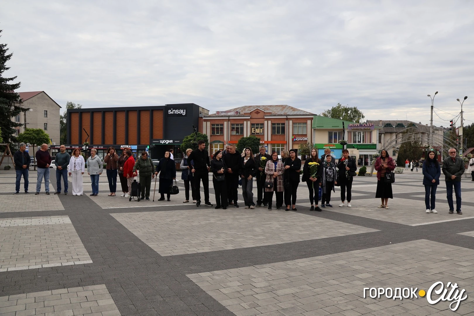 «Дуже важко, але ми тримаємо». У Городку вшанували пам’ять Сергія Пігунова у річницю його загибелі