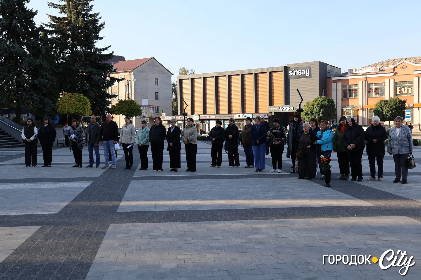 У Городку вшанували пам’ять трьох загиблих захисників України