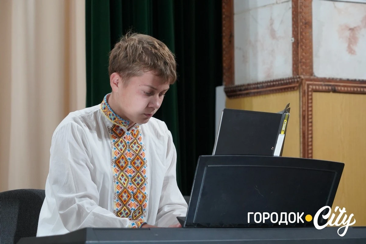 День пам’яті й вдячності. У Городку вшанували захисників та захисниць України