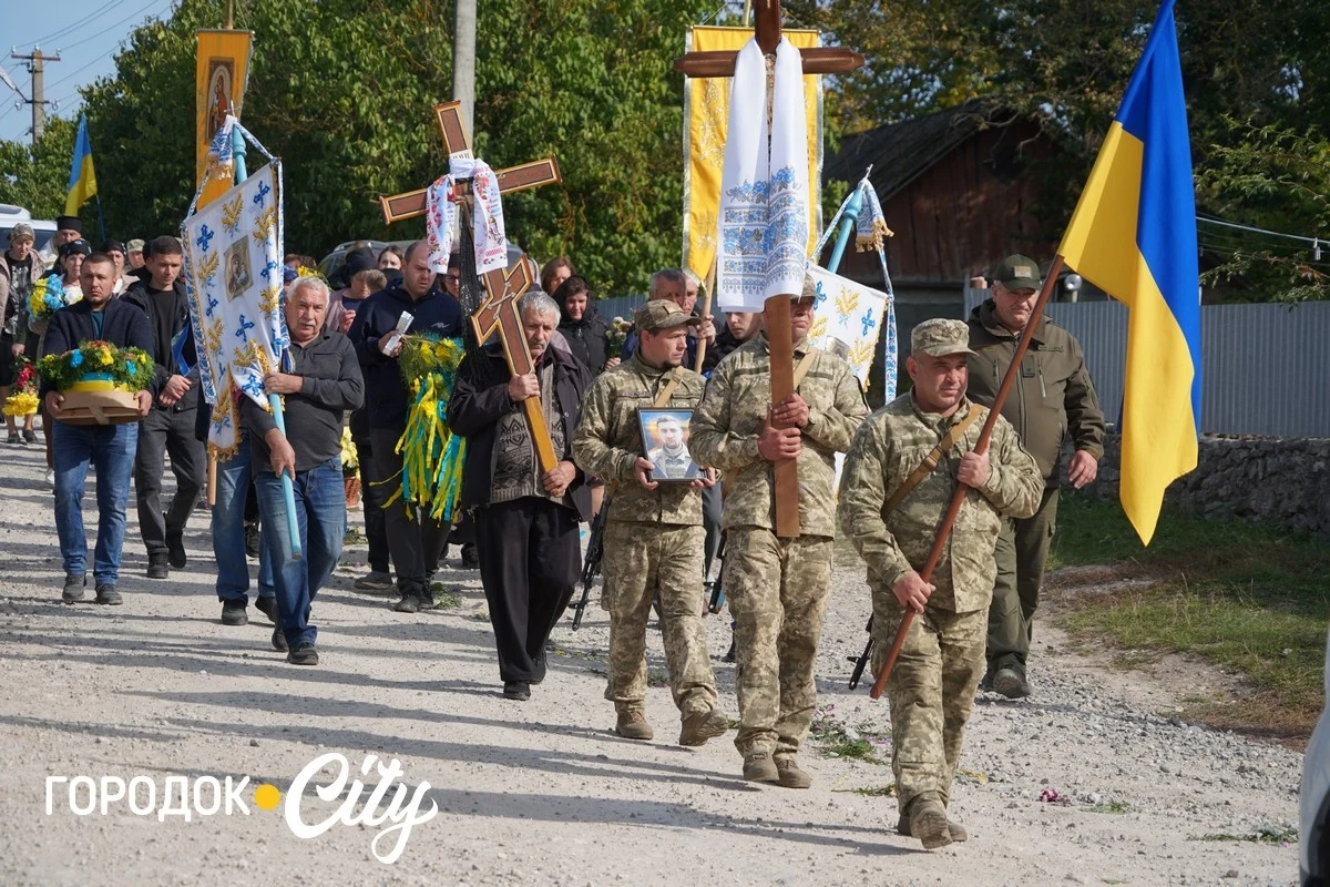 У Бубнівці попрощалися із захисником Олександром Ціцвірою