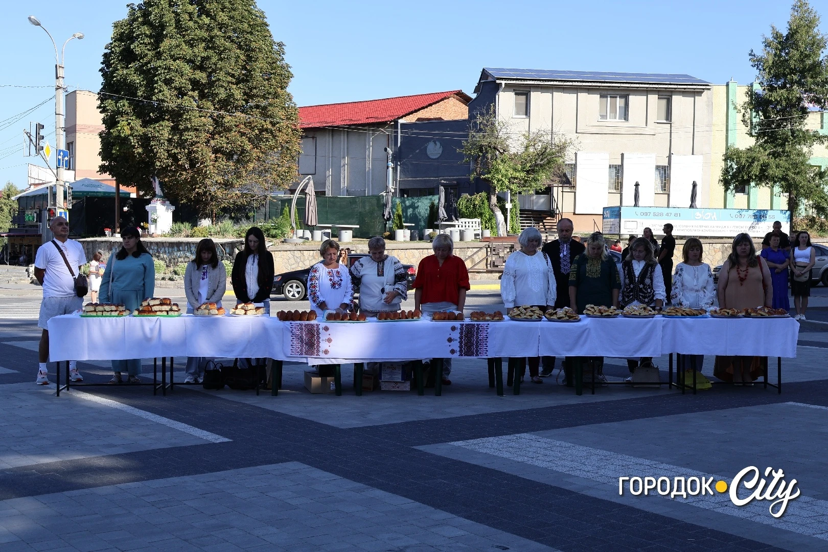 «Україну я хочу бачити вільною». Як у Городку відзначили 35-ту річницю Незалежності