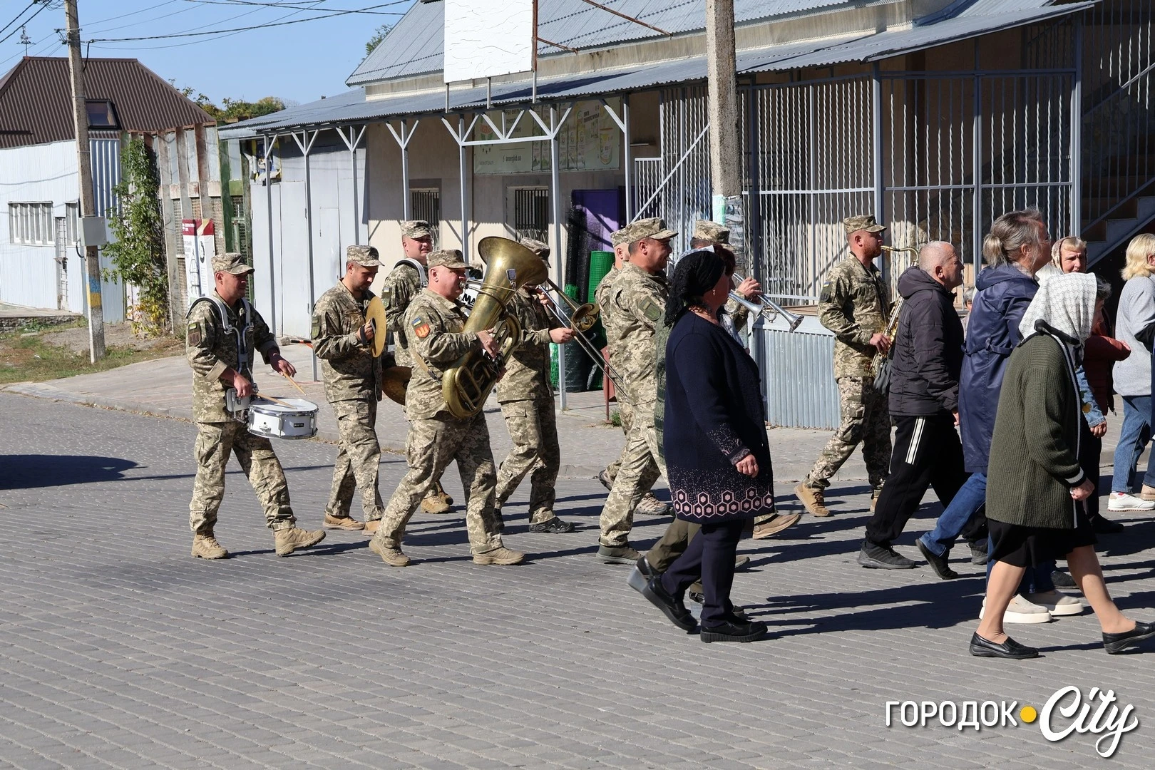 У Сатанові попрощалися із загиблим захисником Олегом Бодуновим