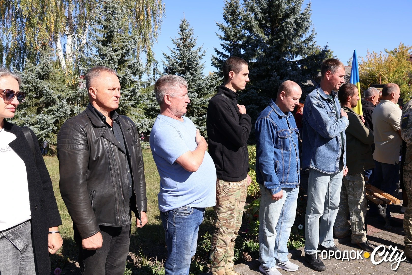 У Сатанові попрощалися із загиблим захисником Олегом Бодуновим