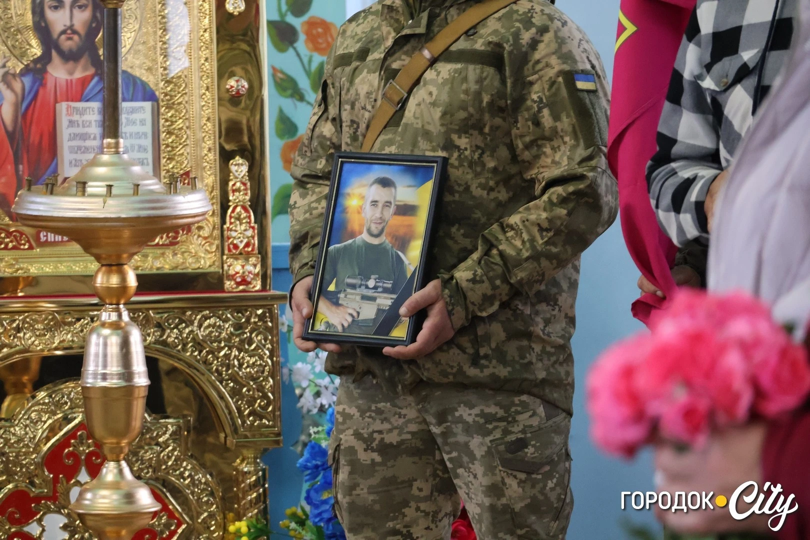 Після трьох років невідомості на щиті у село Немиринці повернувся Антон Тонкоглас