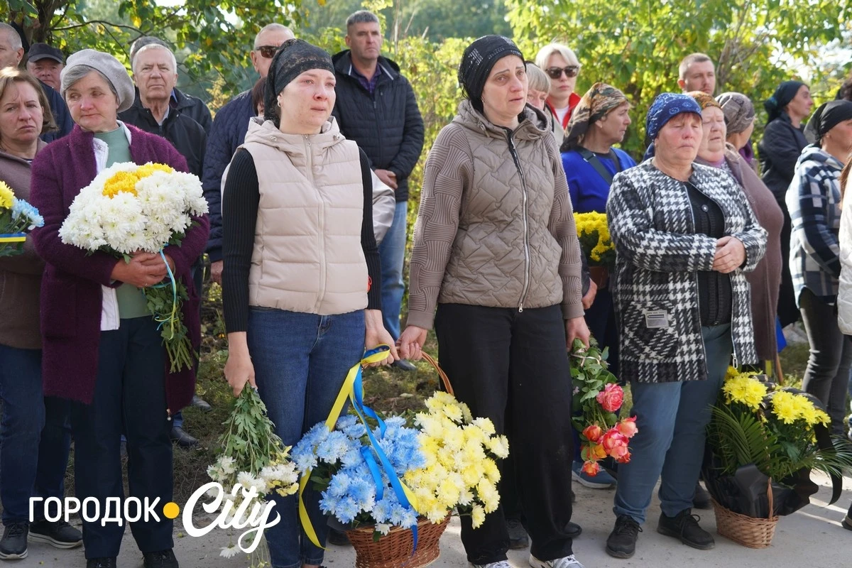 У Бубнівці попрощалися із захисником Олександром Ціцвірою