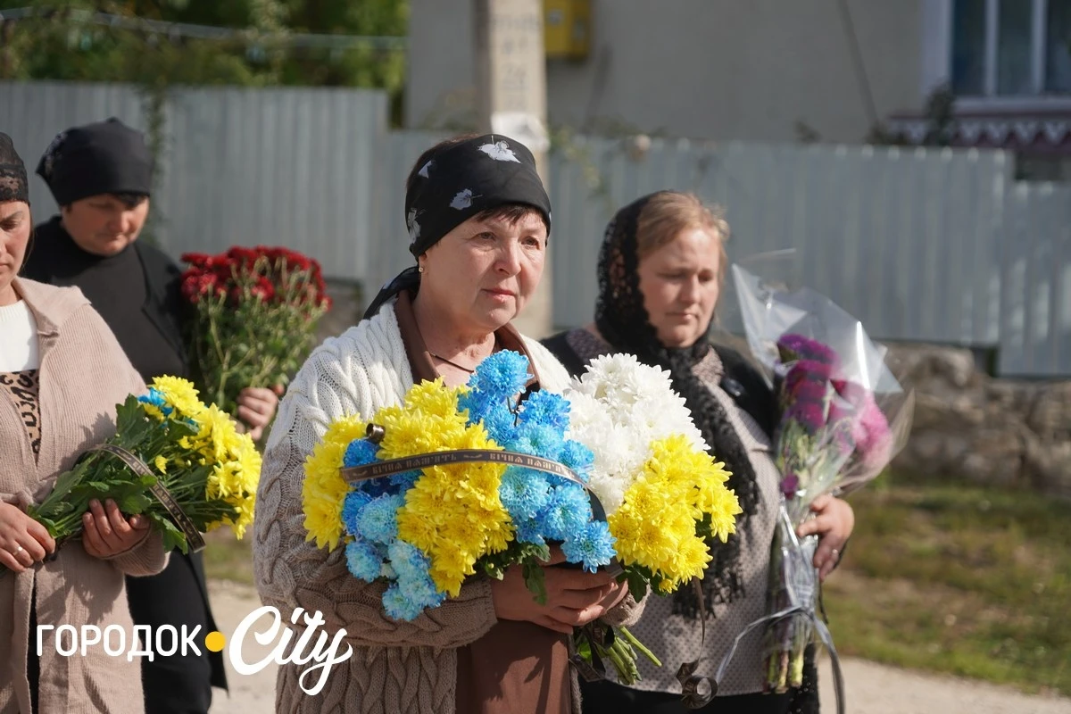 У Бубнівці попрощалися із захисником Олександром Ціцвірою