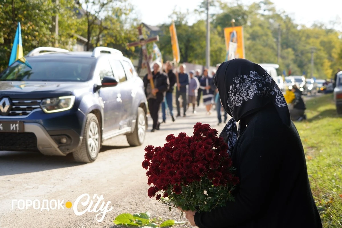 У Бубнівці попрощалися із захисником Олександром Ціцвірою