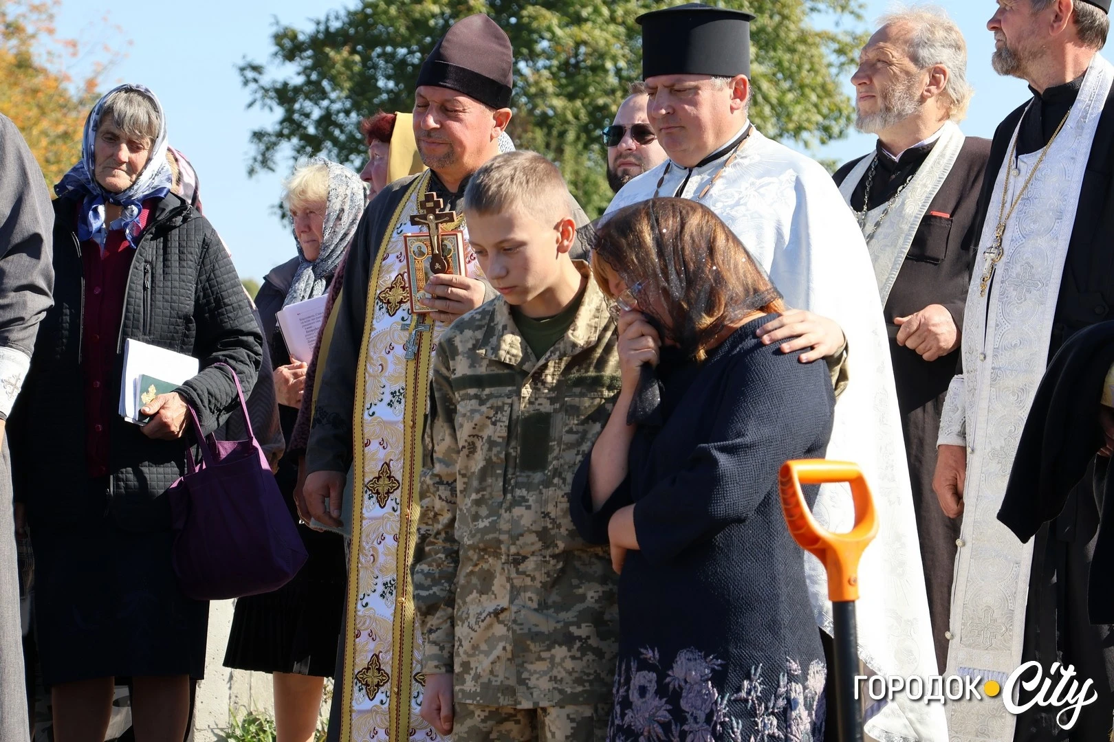 У Сатанові попрощалися із загиблим захисником Олегом Бодуновим