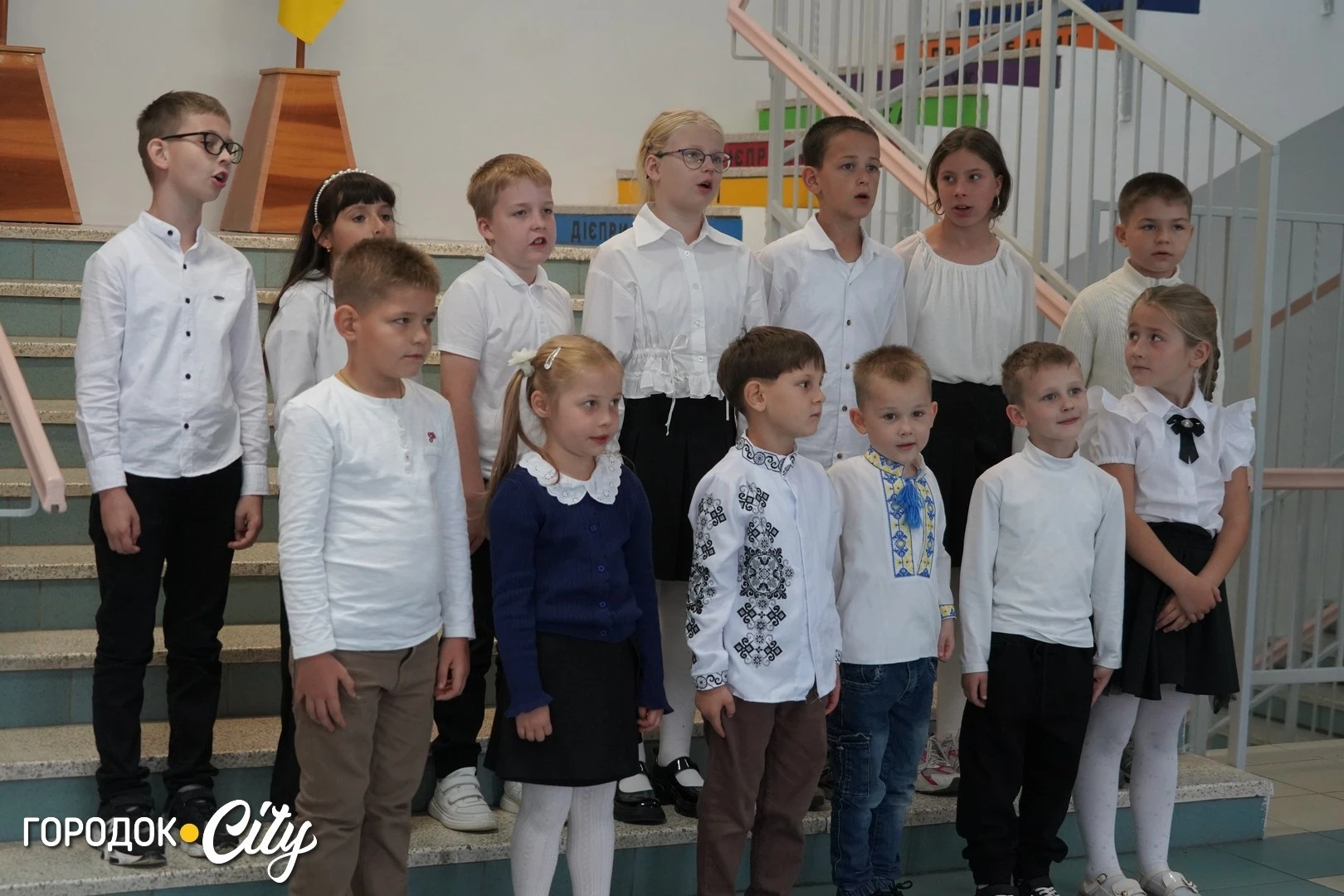 «Можливо, разом знайдемо рішення»: Пйотр Лукасевич відвідав польськомовний ліцей у Городку