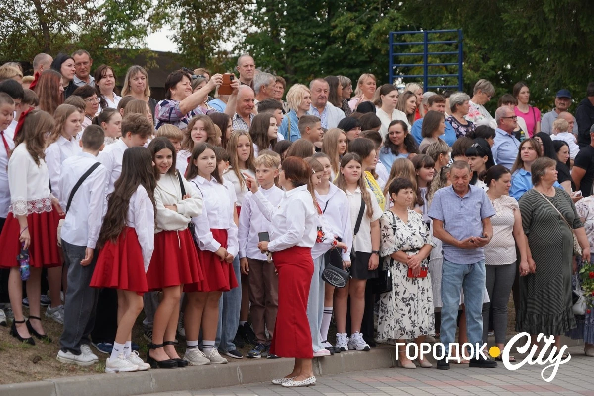 Свято знань. Як розпочався новий навчальний рік у Городоцькому ліцеї №4