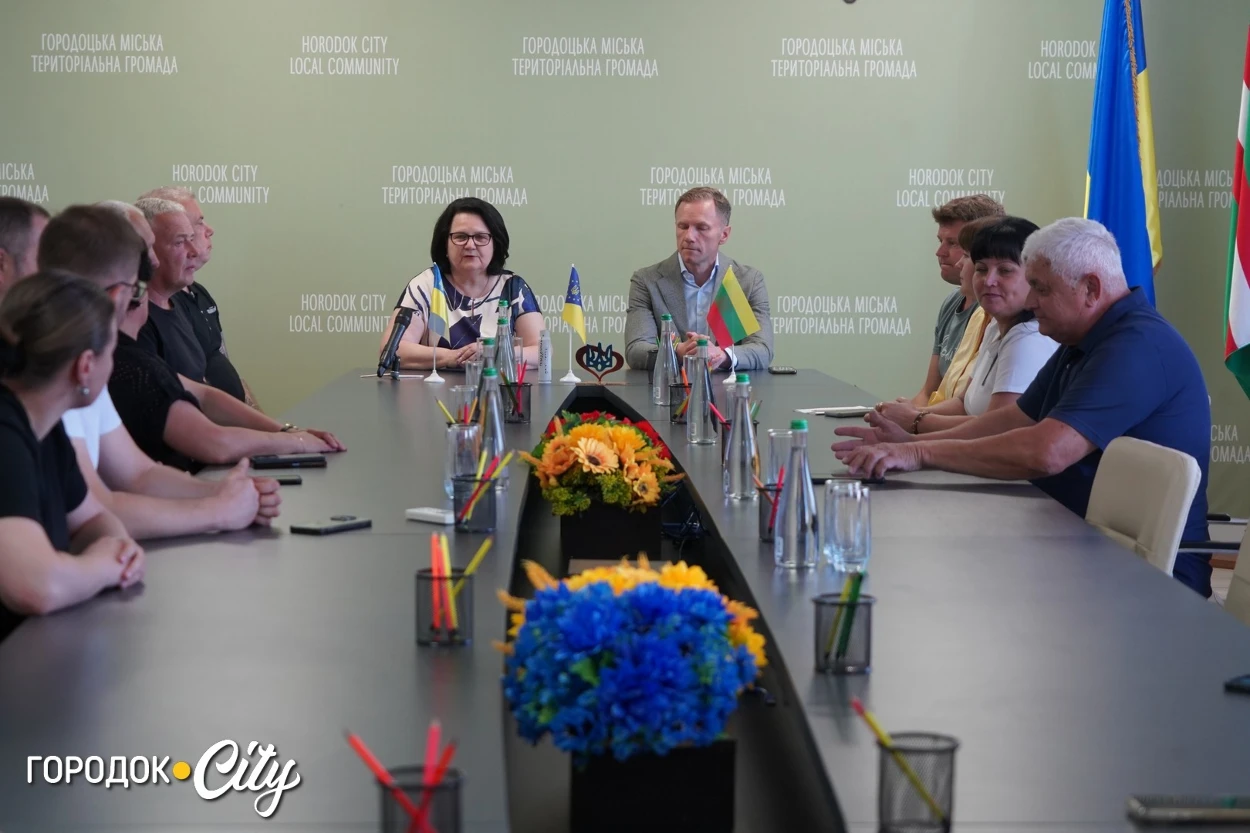 Від підтримки під час війни — до нових спільних проєктів: делегація зі Швенчоніса знову у Городку
