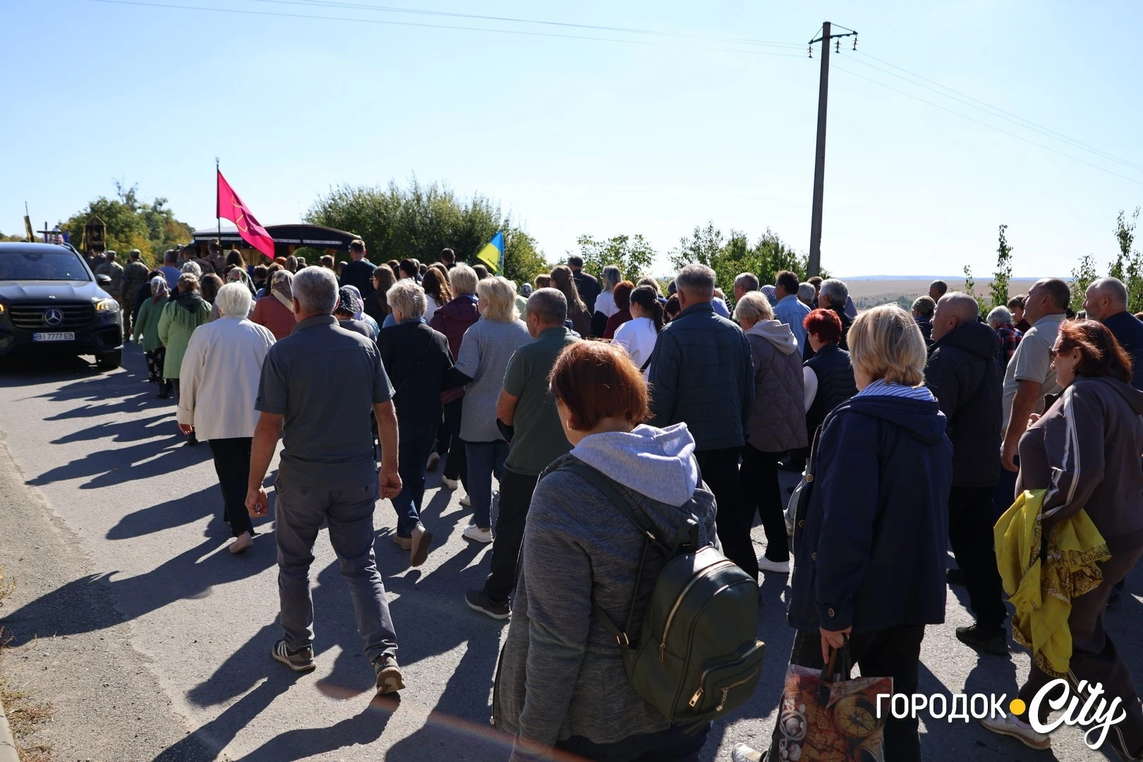 У Сатанові попрощалися із загиблим захисником Олегом Бодуновим