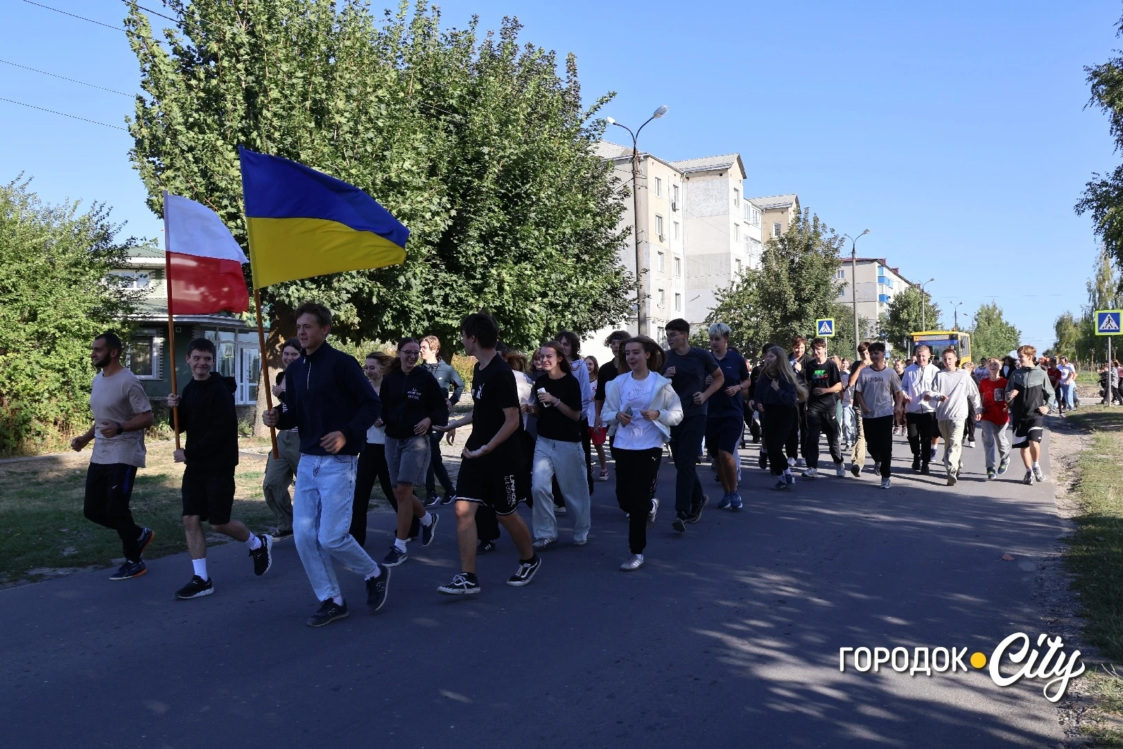У Городоцькому ліцеї №3 всешкільним забігом відзначили Тиждень спорту