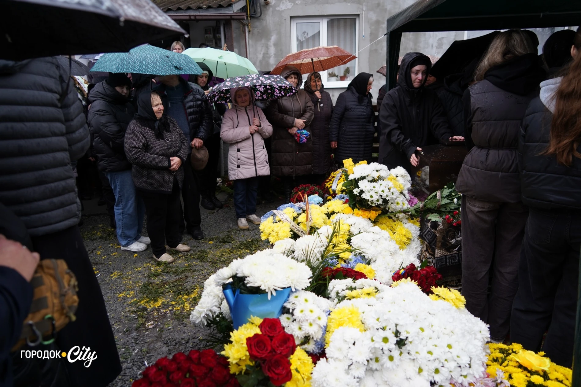 У Городку попрощалися із загиблим захисником Савелієм Грицаєм