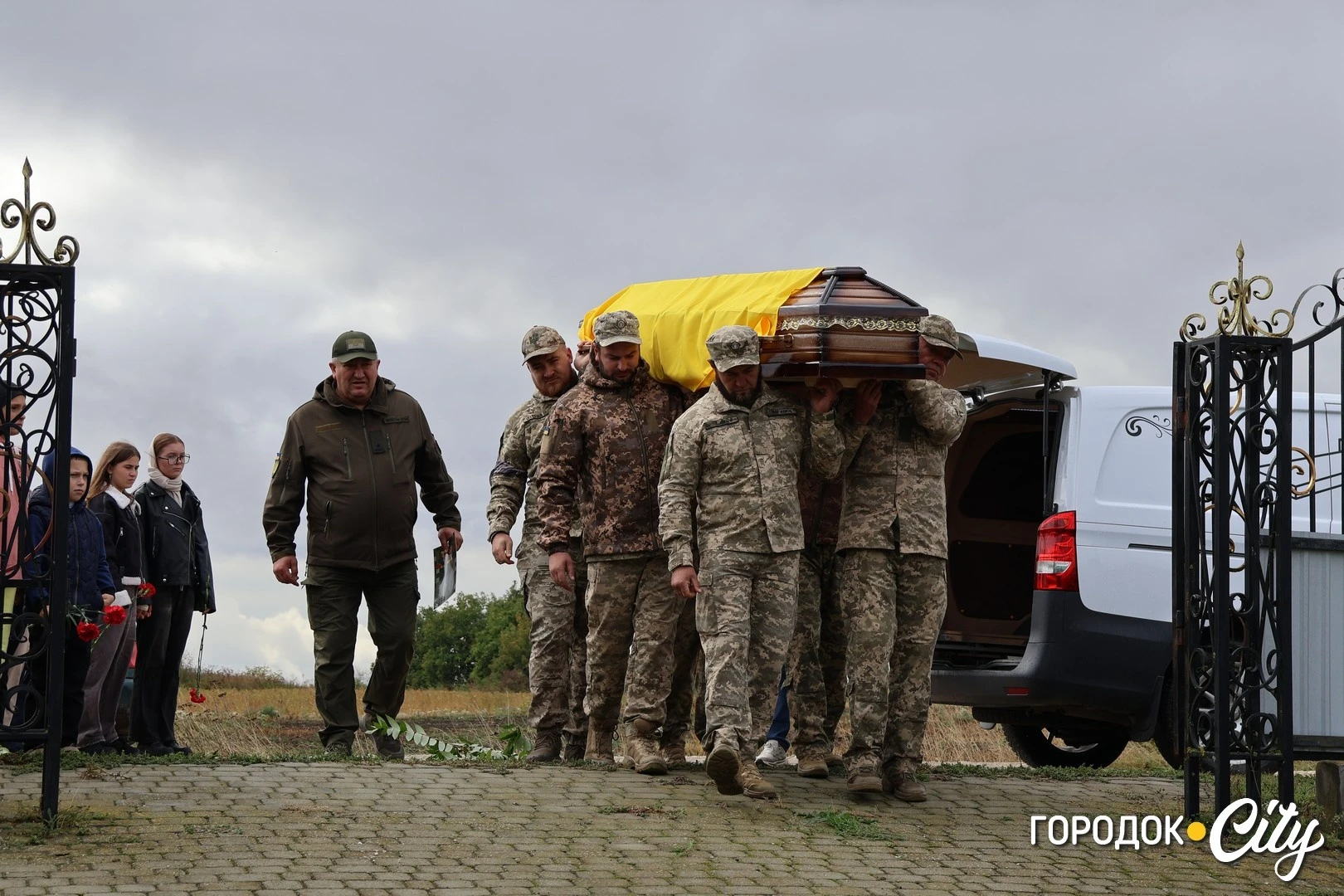 Після трьох років невідомості на щиті у село Немиринці повернувся Антон Тонкоглас