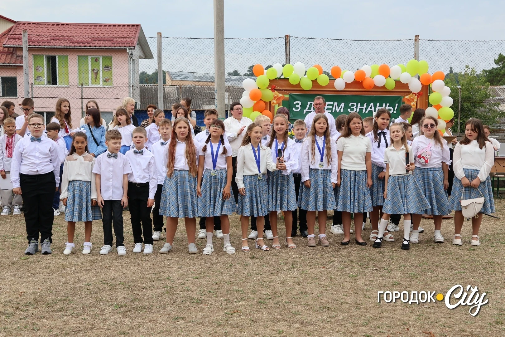 У Городоцькому ліцеї №1 День знань відзначили 438 учнів та учениць
