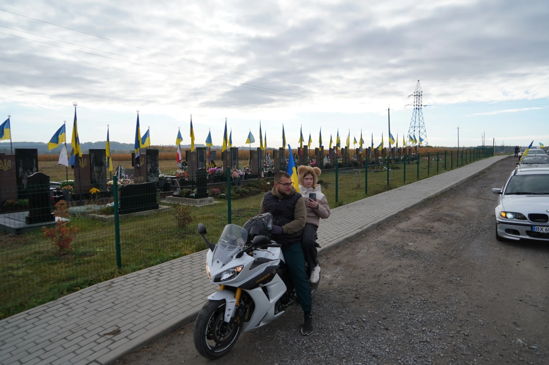 80 субот на площі: у Городку відбувся автопробіг на підтримку родин зниклих безвісти воїнів