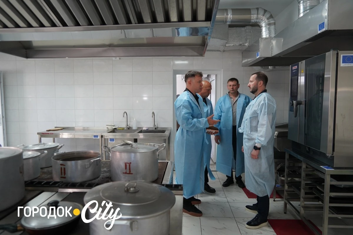 Городоцькі школярі перейшли на безоплатне харчування. Як громада впроваджує реформу