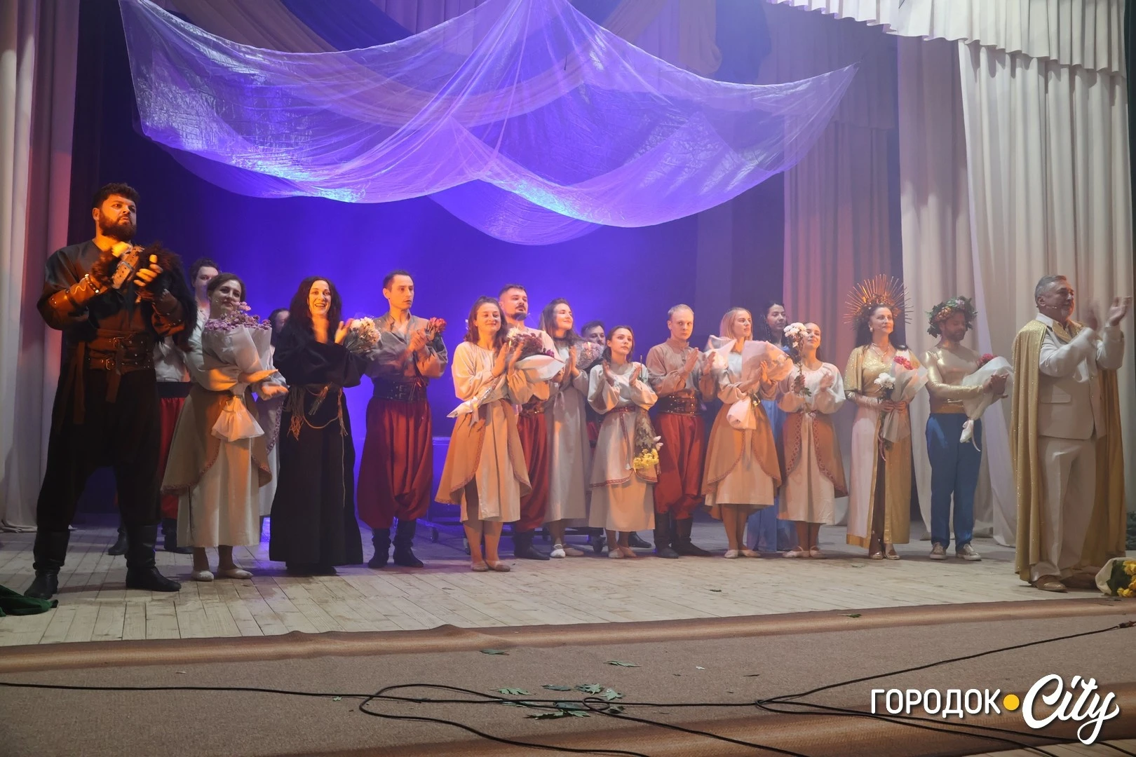 У Городку привітали працівників освіти з професійним святом