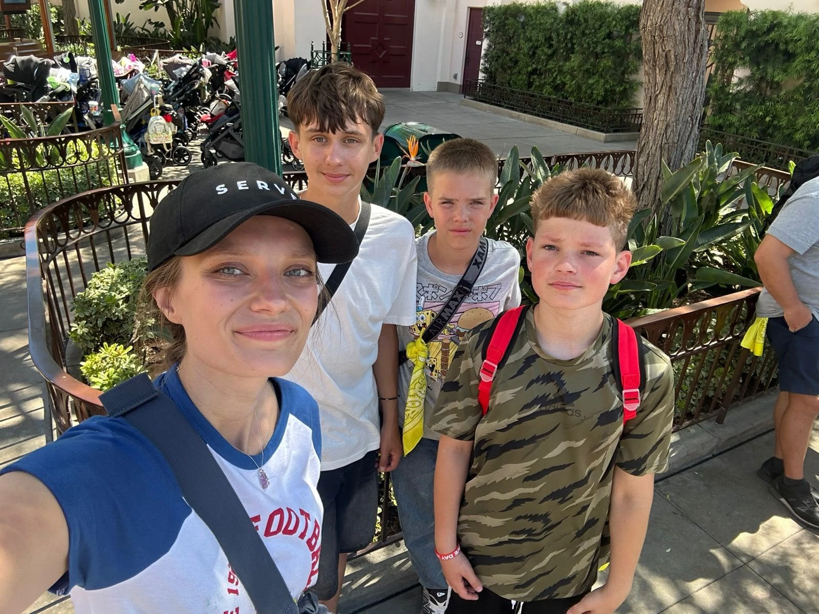 Місяць без війни: як родина з Городка долучилася до відпочинку українських дітей у США
