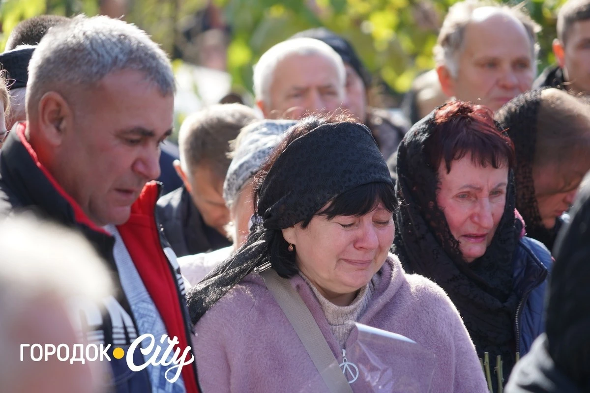 У Бубнівці попрощалися із захисником Олександром Ціцвірою