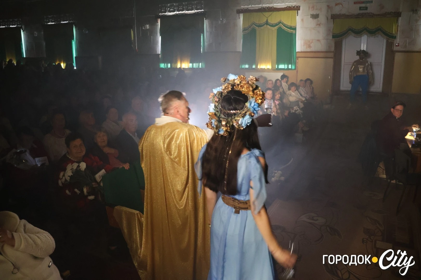 У Городку привітали працівників освіти з професійним святом