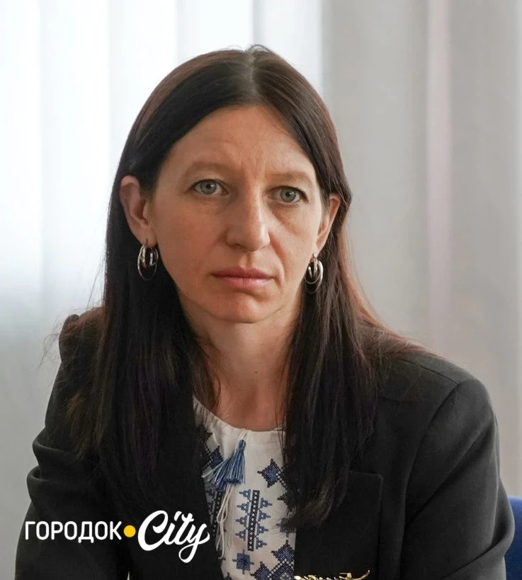Традиції у стібках: у Городку зібрали майстринь вишивки
