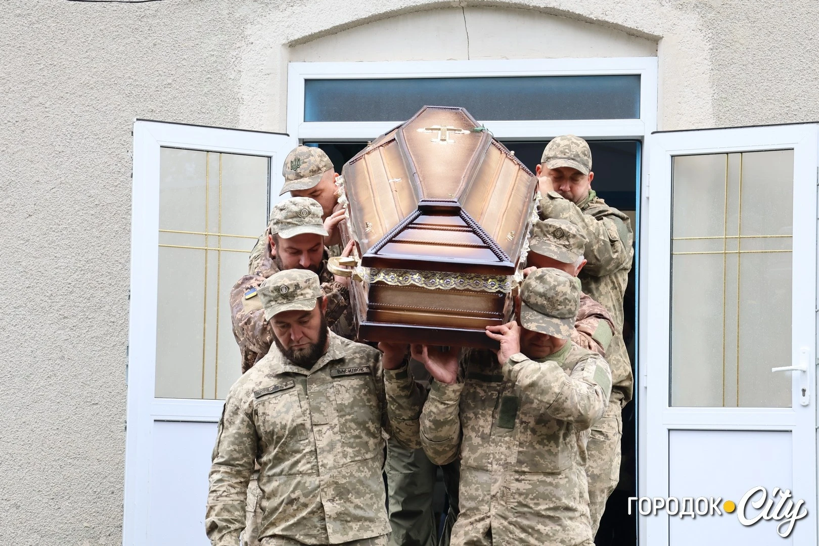 Після трьох років невідомості на щиті у село Немиринці повернувся Антон Тонкоглас