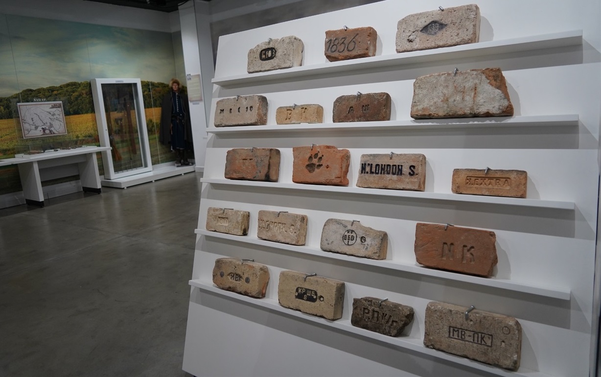 Виставка цегли у Городоцькому музеї