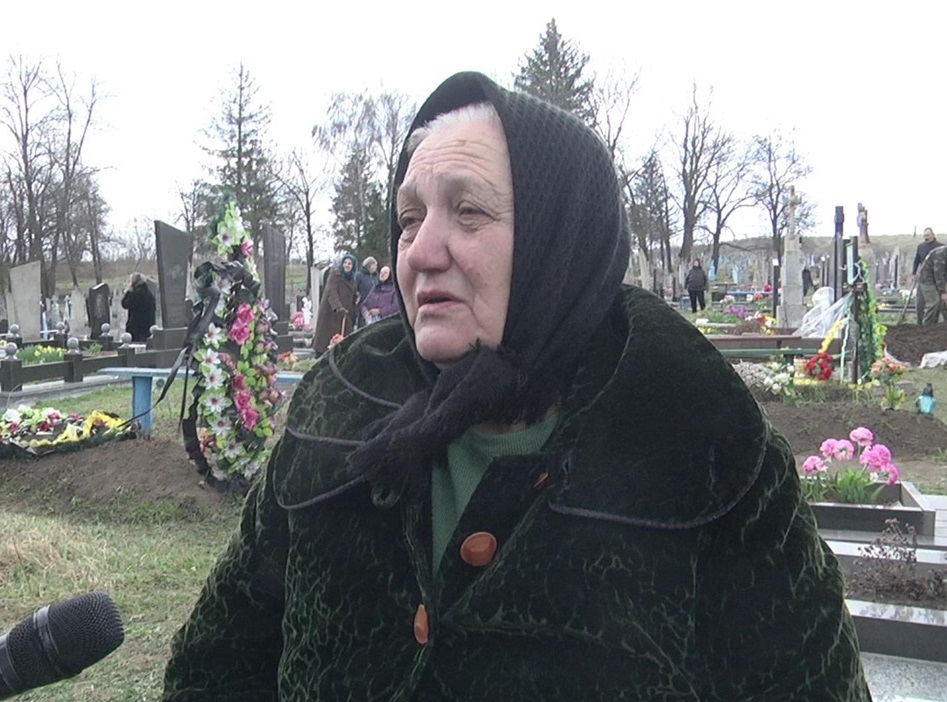 Любов Сіщук — бабуся Віктора Шкромиди.