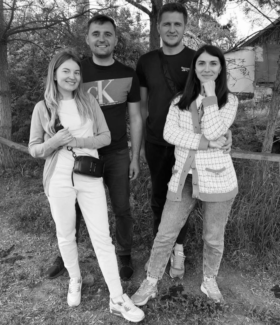 Своїх дружин активно підтримують чоловіки.