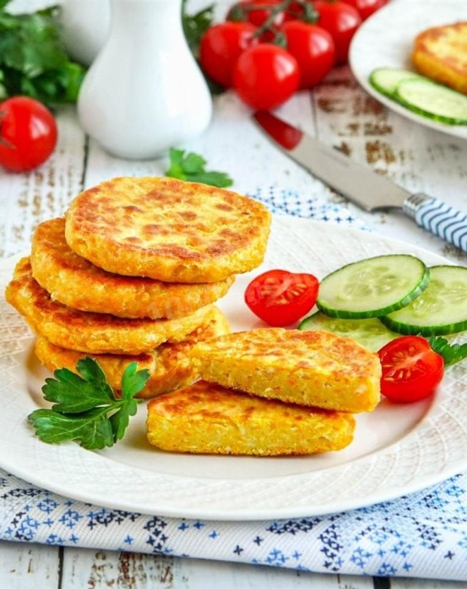 Картопляні котлети з горохом
