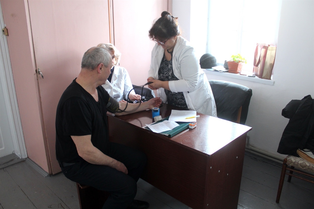 Резервісти проходять військово-лікарську комісію у другому відділі Хмельницького районного територіального ЦКСП.