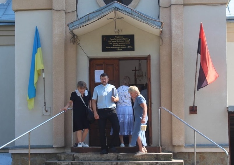 Український греко-католицький храм святого Юрія, вул. Грушевського 7/3.