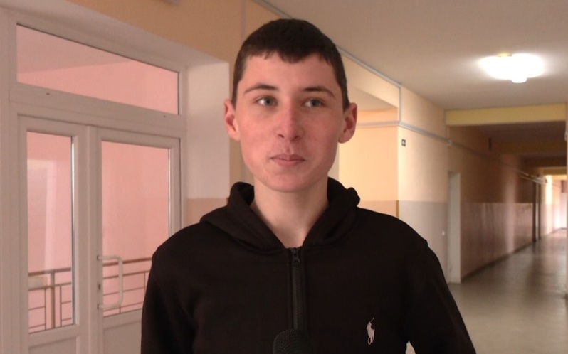 Костянтин Суровий