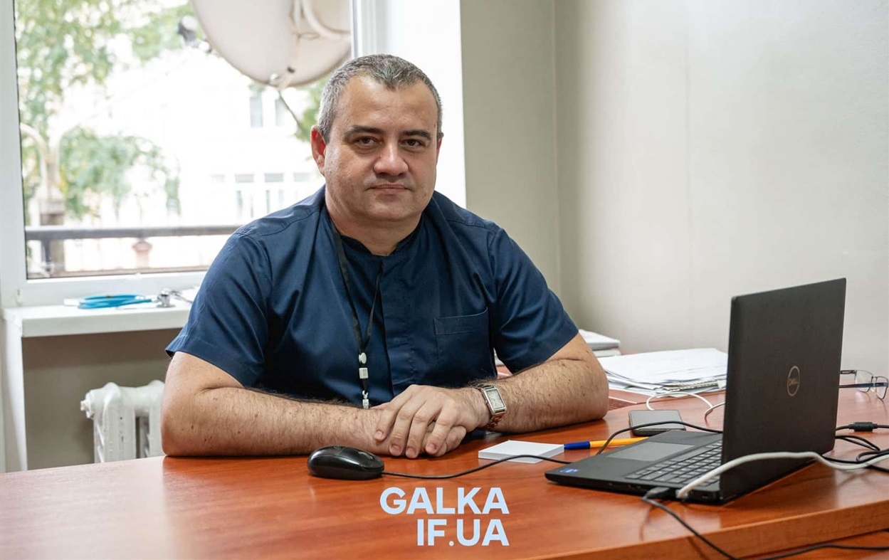 Лікар-трансплантолог Центральної міської клінічної лікарні Богдан Вівчаренко