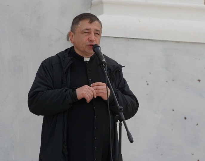 О. Віктор Лутковський