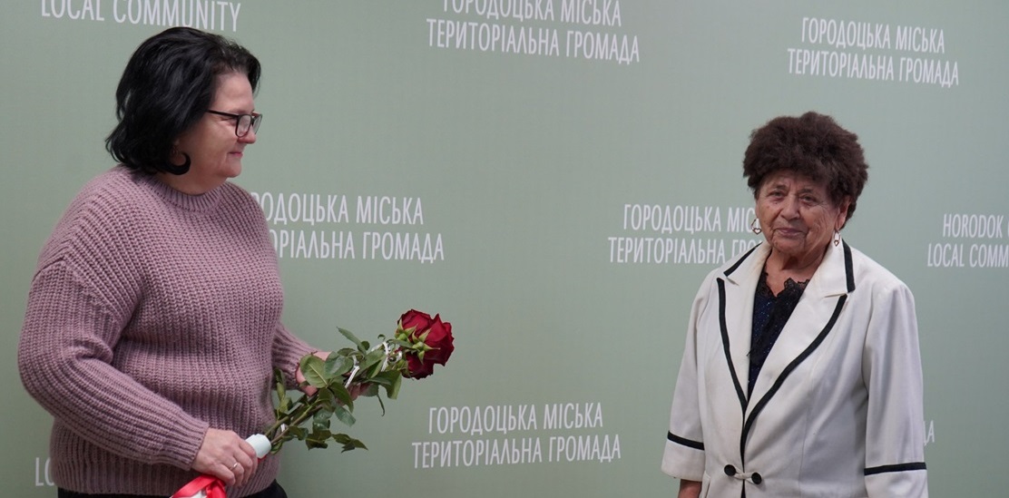 Неоніла Андрійчук та Францішка Чернецька.