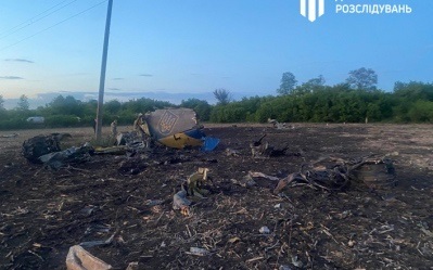 На Хмельниччині розбився військовий літак Су-24М: загинули двоє членів екіпажу (ОНОВЛЕНО)