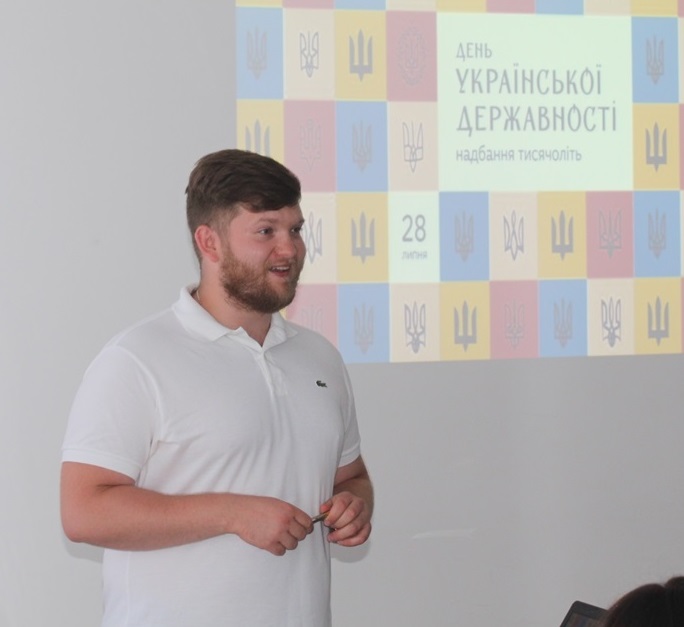 Політолог Владислав Сасін