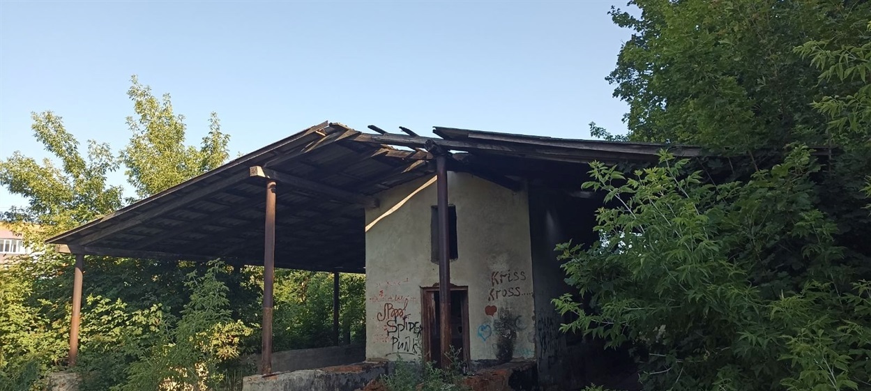 Пожежа у закинутій будівлі у Городку.