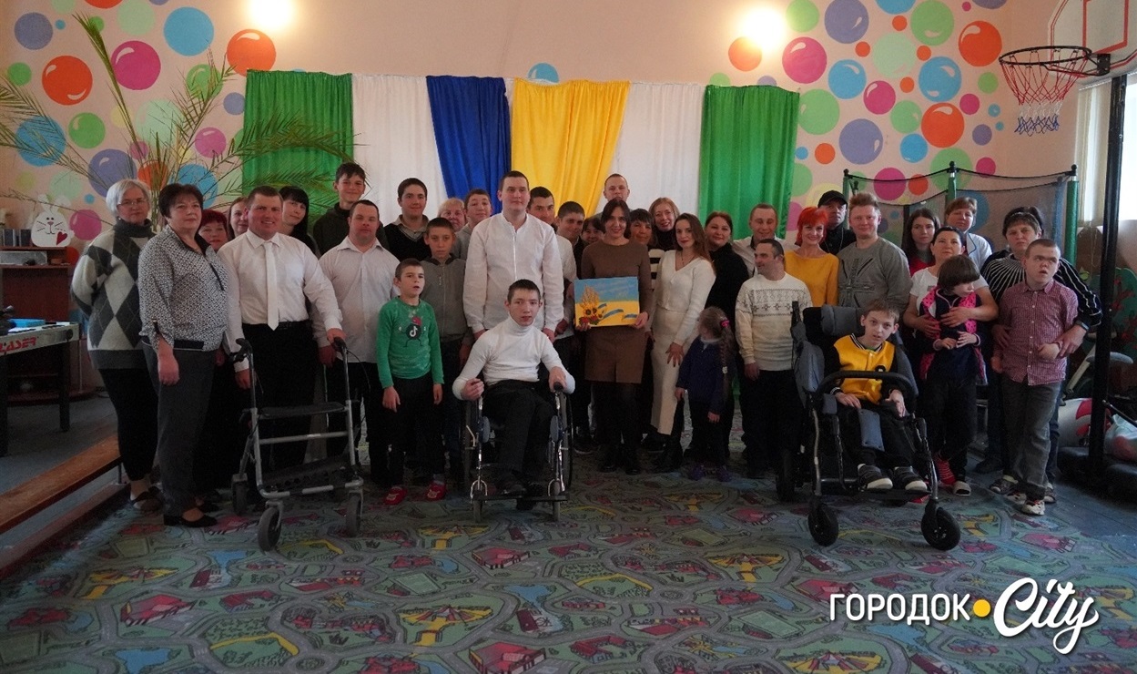 Працівники телерадіопресцентру із вихованцями реабілітаційного центру
