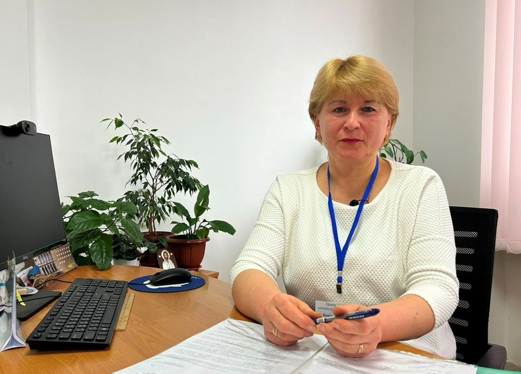 Олена Хоптинець