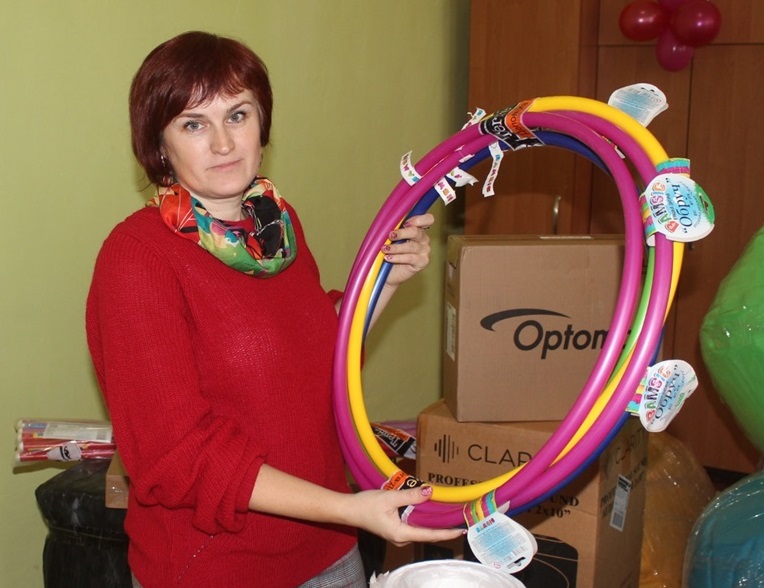 Неля Сіра.