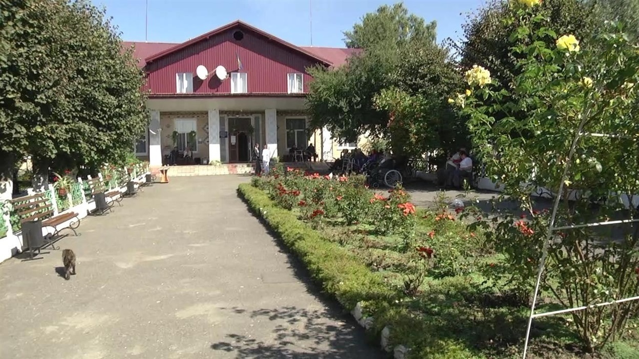 Цей особливий заклад Олена Маринчук очолила понад десять років тому. До цього вона працювала у Департаменті соціального захисту Хмельницької облдержадміністрації.